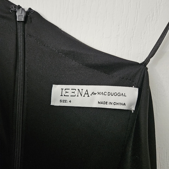 Mac Dugga Ieena Metallic One Shoulder Ruffle Tiered Gown Black Gold Sz 4 NWT - Picture 6 of 13